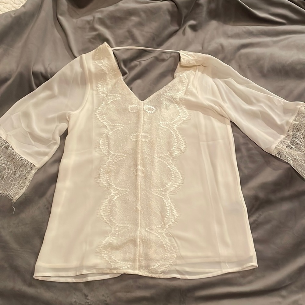 BKE white v neck blouse.